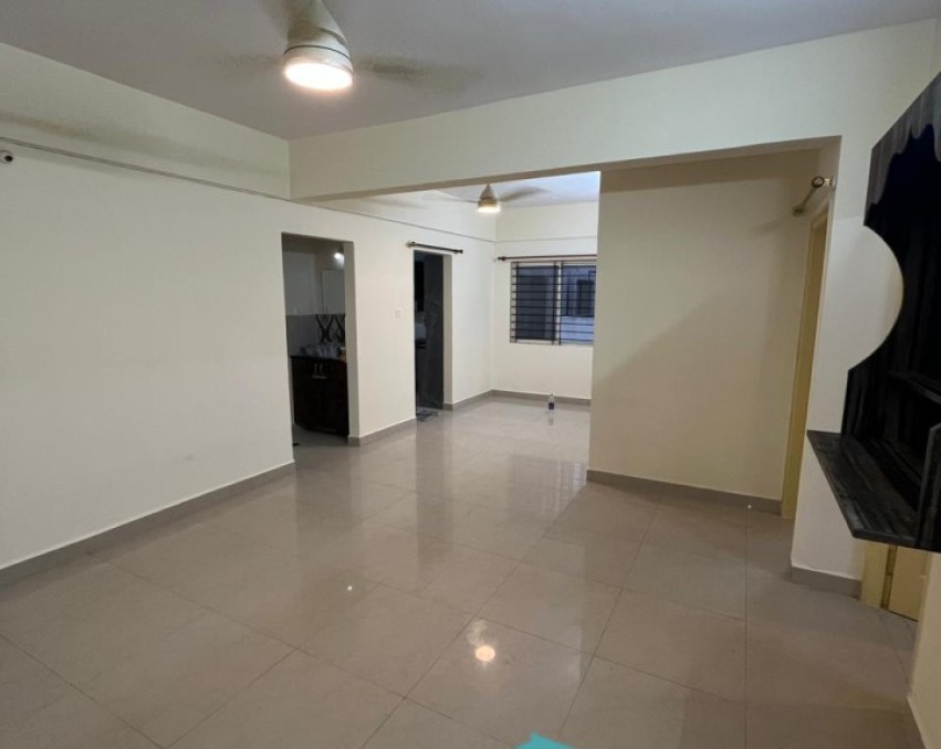 Spacious 3 BHK in Asritha's Happy Living, Bommanahalli, Bengaluru