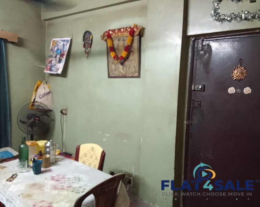 Ready-to-move 2 BHK flat for sale in Prime Location of Ballygunge, Kolkata