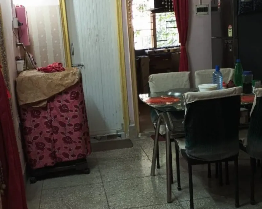 Ready-to-move 2 BHK Apartment with Spacious Balcony for Sale in Dumdum Nagerbazar, Kolkata