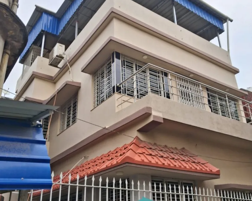 Spacious Ready-to-move G+2 Storied Independent House for Sale in Birati, Kolkata