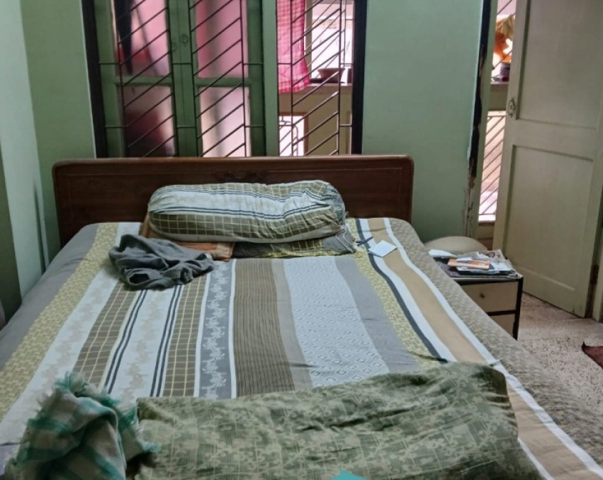 Ready to move 2 BHK Apartment With 24×Security for Sale in Bangur Avenue, Lake Town, Kolkata