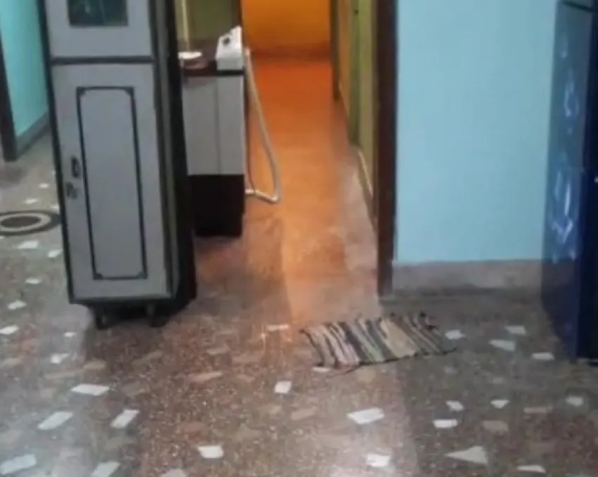 Ready-to-move 4 BHK Apartment for Sale in Howrah Maidan near Howrah Maidan Metro Station