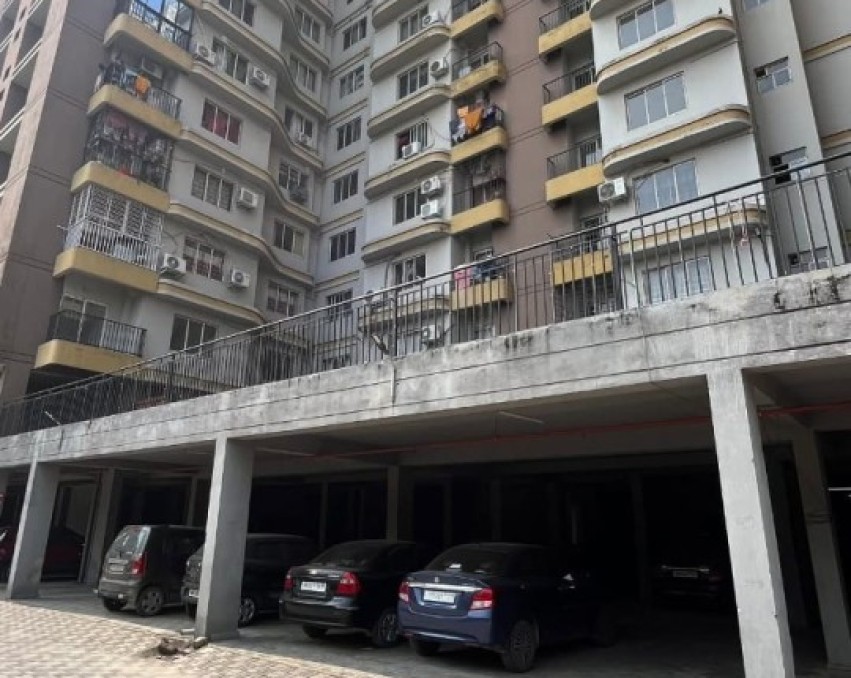 Luxurious Ready-to-move 2 BHK Apartment for Sale in Magnolia Oxygen Rajarhat, Kolkata