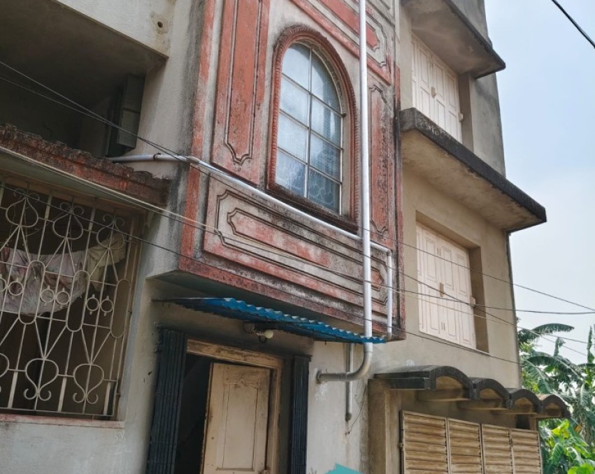 Spacious Ready-to-move Independent 5 BHK House for Sale in Konnagar, Hooghly near GT Road