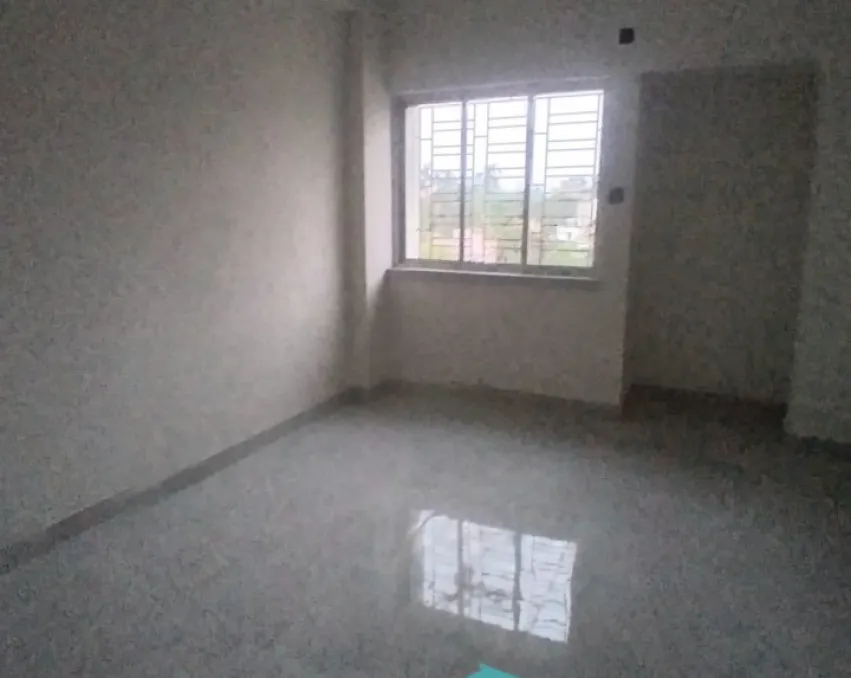 2BHK | 5-Min Walk to EM Bypass
